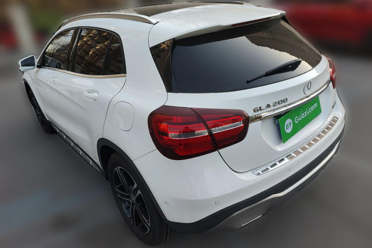 奔驰GLA 2018款 GLA 200 时尚型车身外观6003