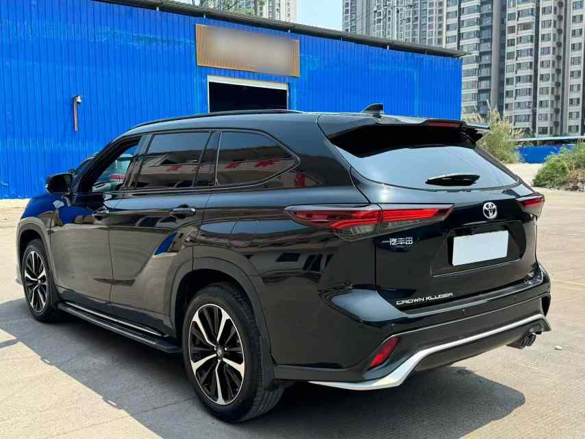 丰田 皇冠陆放 2022款 2.0T 四驱劲享版(4)