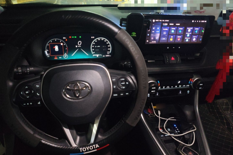 丰田 RAV4荣放 2023款 2.0L CVT两驱风尚Plus版中控内饰12