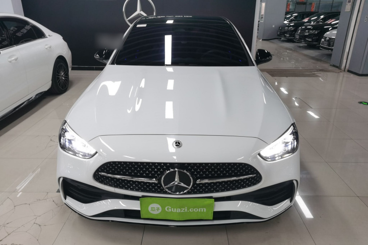 奔驰C级 2022款 改款 C 260 L 皓夜运动版车身外观2