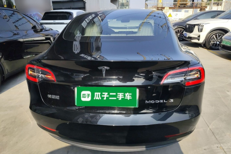 特斯拉 Model 3 2020款 标准续航后驱升级版车身外观6