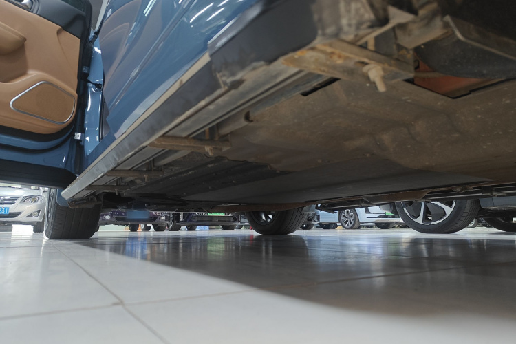 理想汽车 理想ONE 2021款 增程6座版局部细节9002