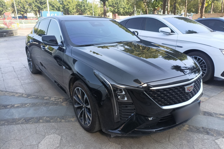 凯迪拉克CT5 2025款 28T 城市运动版车身外观3