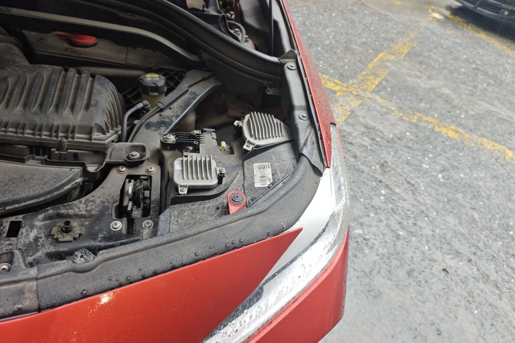 宝马X2(进口) 2018款 sDrive25i 豪华型M越野套装 国V局部细节9007