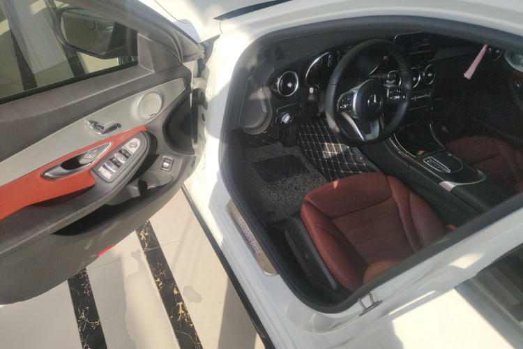 奔驰C级 2021款 C 260 星耀臻藏版中控内饰20