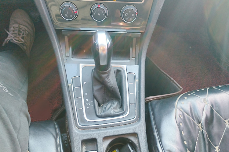 大众 高尔夫 2019款 1.6L 自动舒适型 国V局部细节18