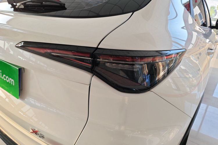 长安X5 PLUS 2026款 第二代 1.5T 超越PRO车身外观9