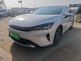 宝骏享境 2025款 插混 140km豪华版