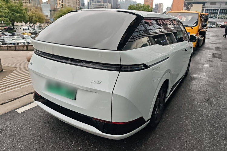 小鹏X9 2024款 702超长续航Max车身外观6005
