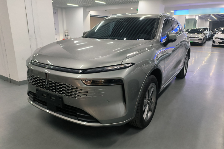 魏牌 摩卡新能源 2024款 Hi4 四驱长续航版车身外观1