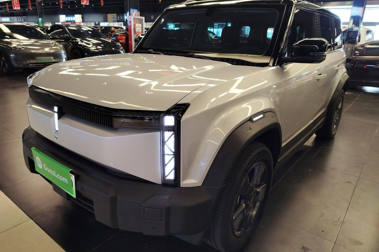 奇瑞iCAR 03 2024款 401km 两驱标准悦潮版车身外观1