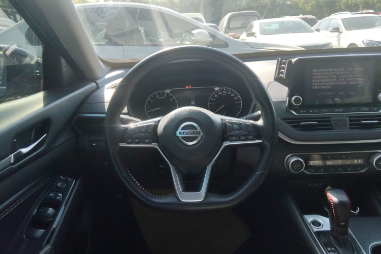 日产 天籁 2020款 2.0L XL Upper 智行版局部细节13