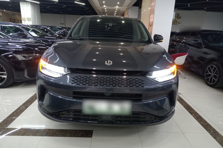 零跑汽车 零跑C11 2023款 增程 300舒享版车身外观2