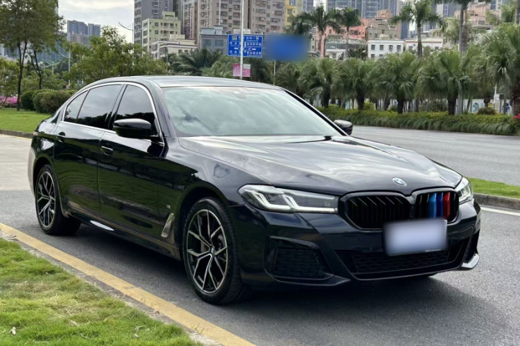 宝马5系 2023款 530Li 尊享型 M运动套装车身外观6002
