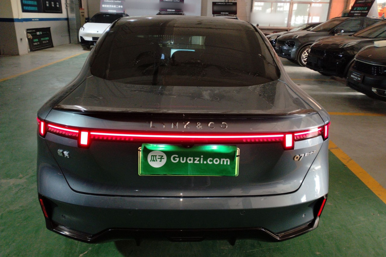 领克07 2024款 EM-P 126长续航 Ultra车身外观6