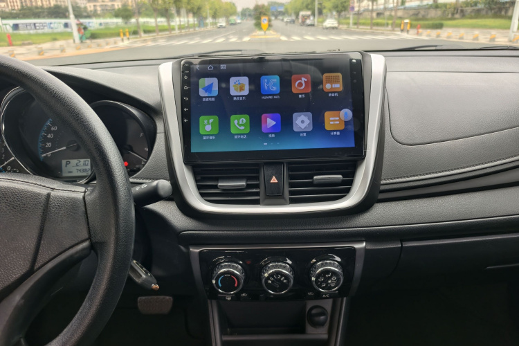 丰田 YARiS L 致享 2019款 1.5E CVT魅动版 国VI中控内饰7006