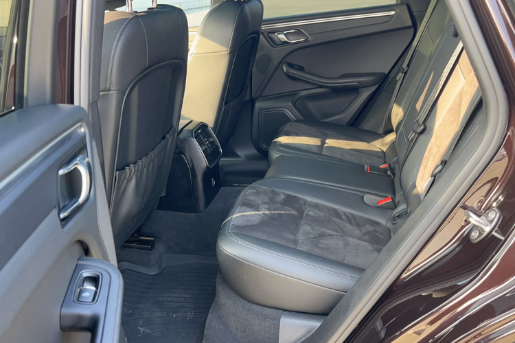 保时捷 2018款 Macan 2.0T中控内饰7003