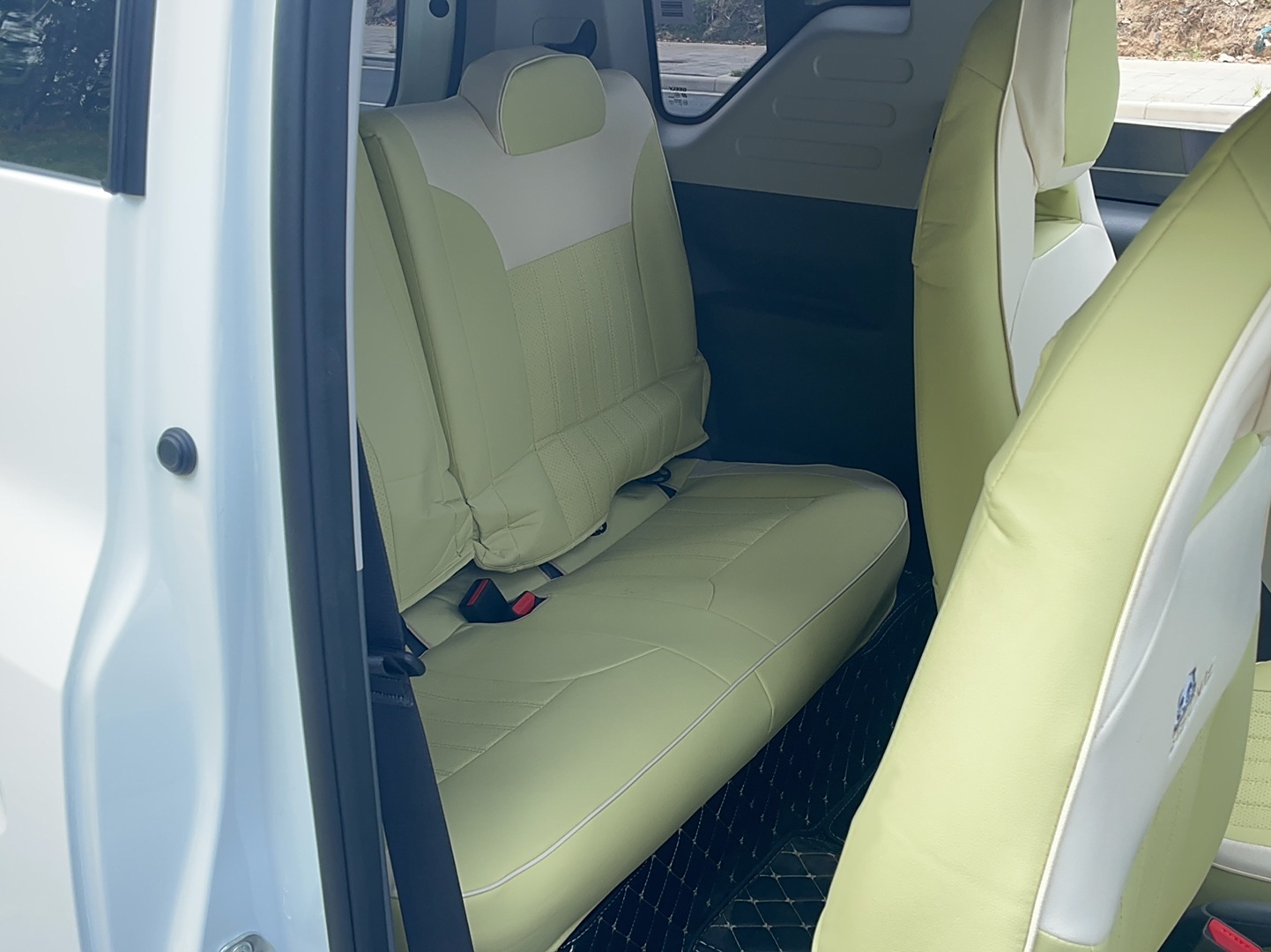 吉利汽车 2025款 210km 熊猫骑士