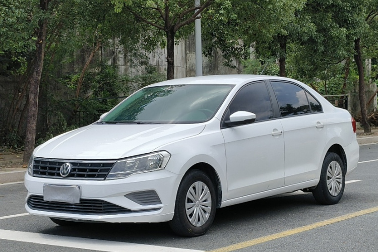 大众 捷达 2017款 1.4L 手动时尚型车身外观1