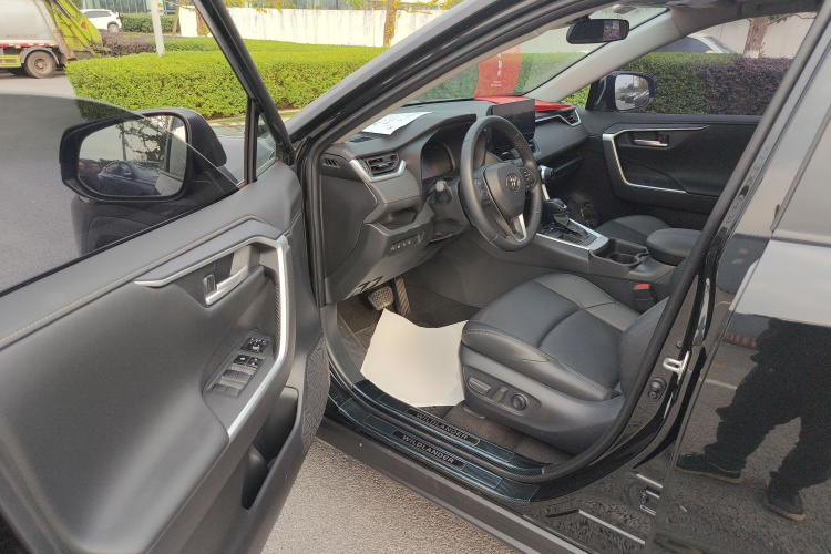 丰田 威兰达 2023款 2.0L CVT两驱豪华PLUS版中控内饰20