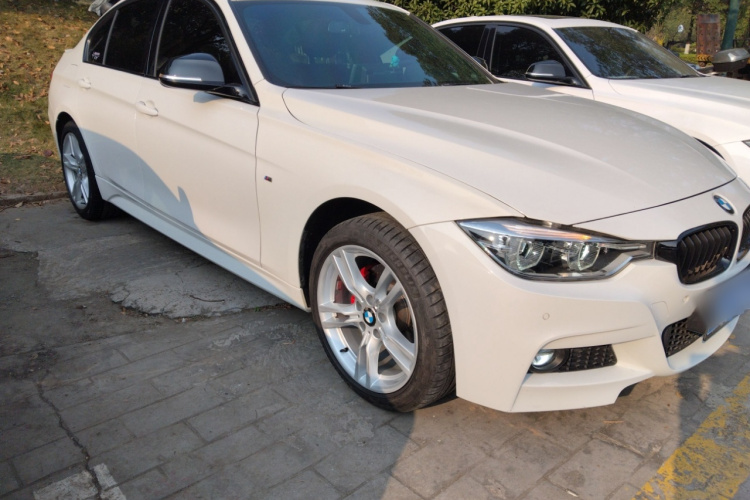 宝马3系 2018款 320i M运动套装车身外观3