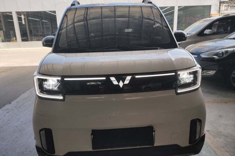 五菱汽车 宏光MINIEV 2022款 GAMEBOY 300km 玩咖款 磷酸铁锂车身外观2