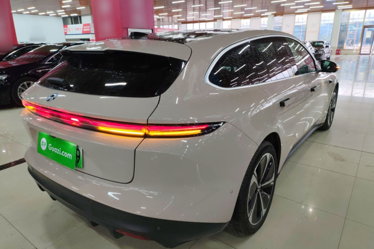 蔚来ET5T 2024款 75kWh Touring车身外观7