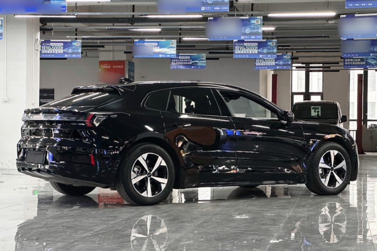 极氪001 2023款 WE版 86kWh车身外观6006