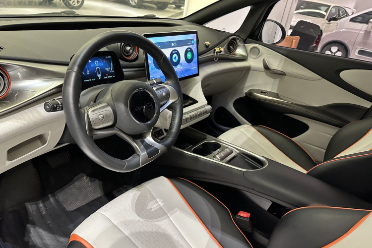 比亚迪 海豚 2021款 401km 骑士版中控内饰7012