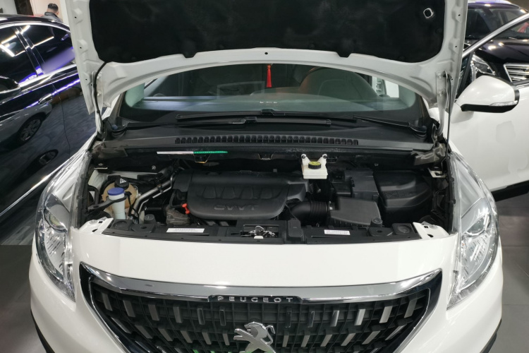 标致3008 2016款 2.0L 自动经典版局部细节24