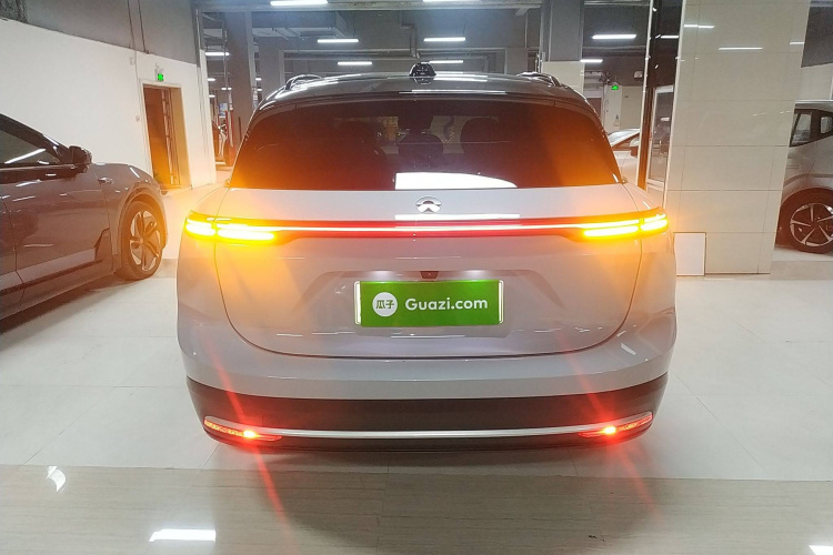 蔚来ES6 2023款 75kWh车身外观6004