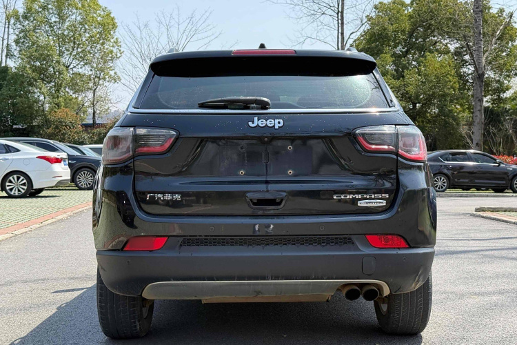 Jeep 指南者 2017款 200T 自动家享版车身外观6005