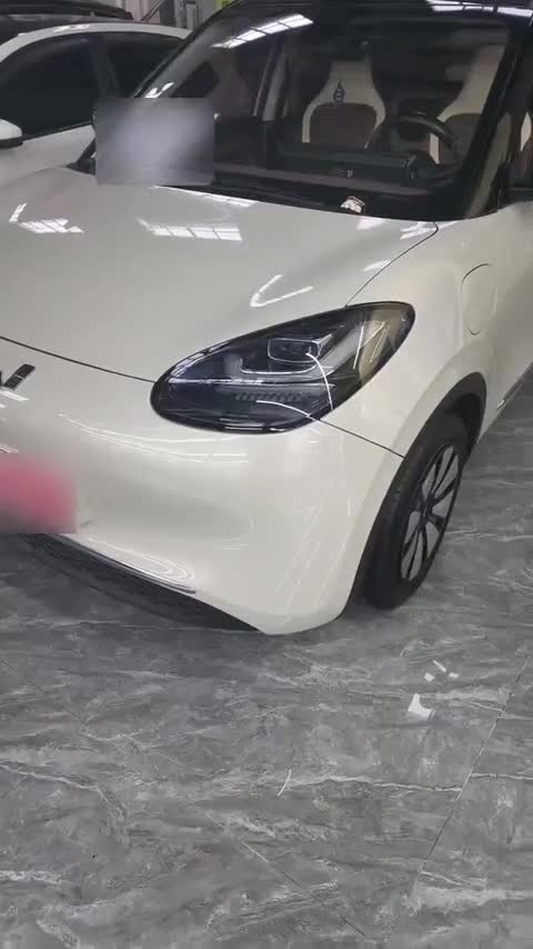 五菱汽车 五菱缤果 2023款 333km 悦享+款讲解1