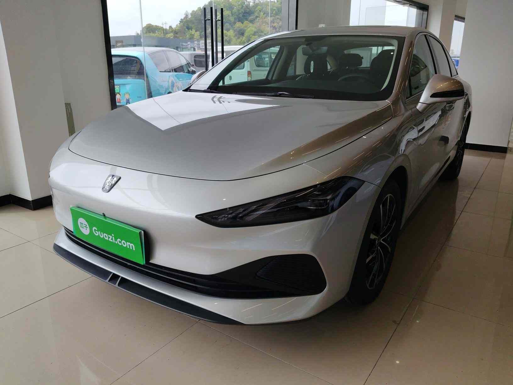 荣威D7 2025款 DMH 125km 世界冠军卓越版(2)