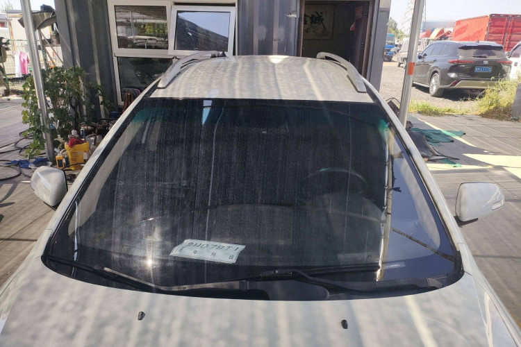 比亚迪S6 2014款 2.0L 手动豪华型 5座车身外观6015