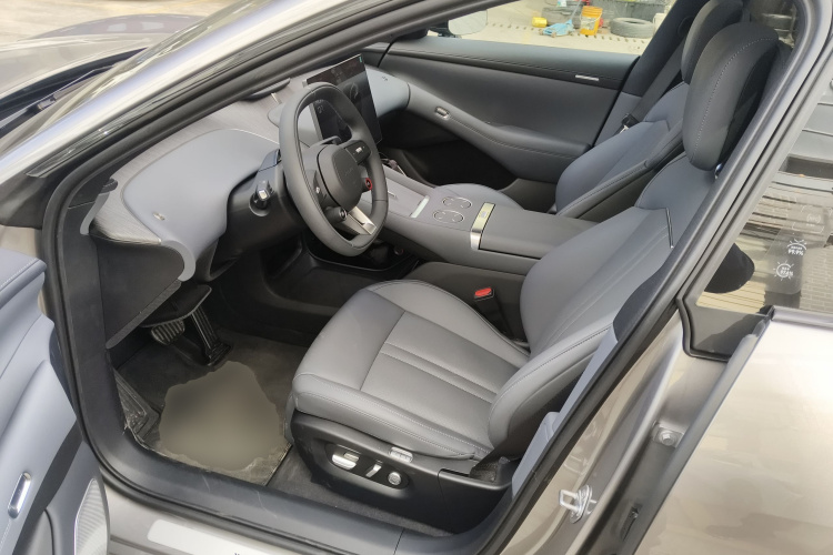 小米汽车 小米YU7 2025款 超长续航后驱版中控内饰19