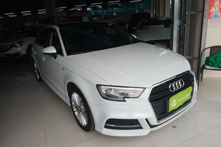 奥迪A3 2018款 30周年年型 Sportback 35 TFSI 时尚型车身外观6002