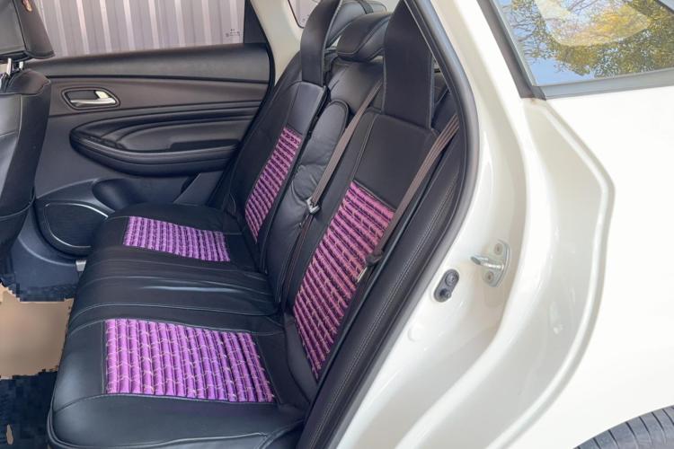 广汽传祺 传祺GA4 2018款 150N 自动豪华版中控内饰21