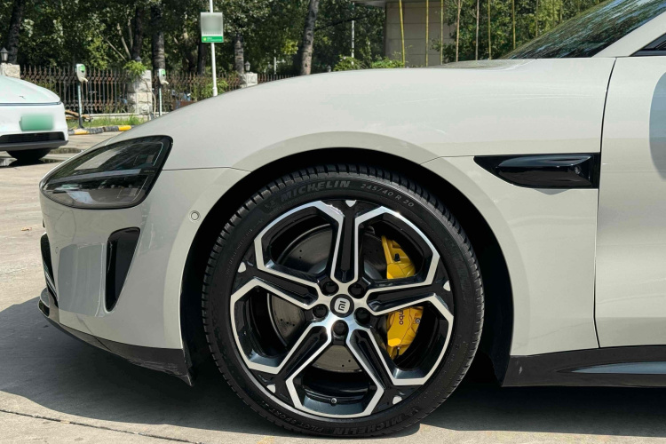 小米汽车 小米SU7 2024款 四驱超长续航高阶智驾Max版车身外观6005