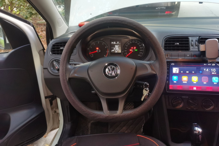 大众 Polo 2018款 1.5L 自动安驾型中控内饰13