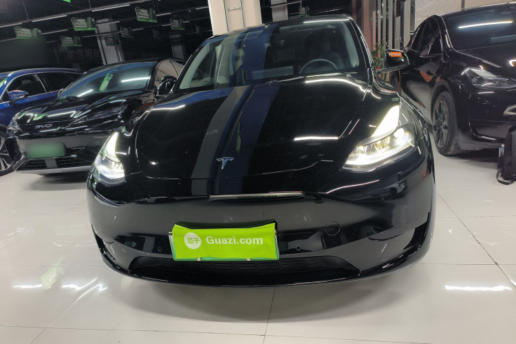 特斯拉 Model Y 2023款 后轮驱动版车身外观2