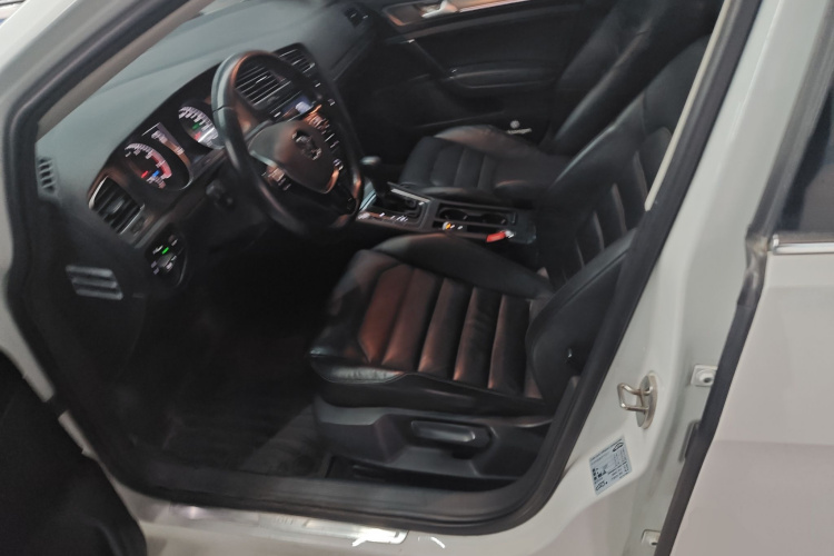 大众 高尔夫 2016款 230TSI 自动豪华型中控内饰19