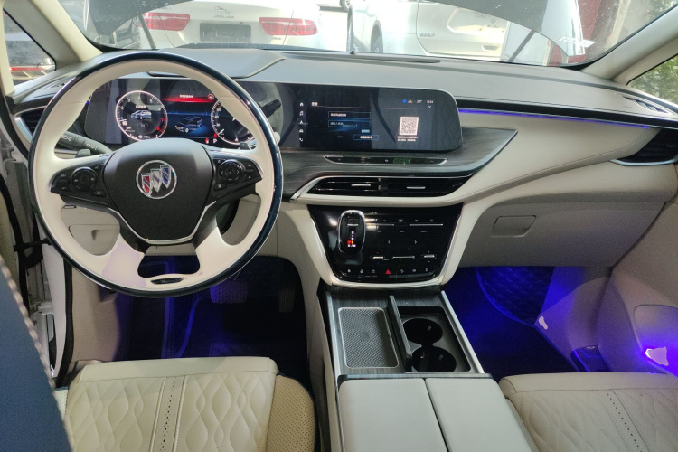 别克GL8 2022款 ES陆尊 653T 舒适型中控内饰12