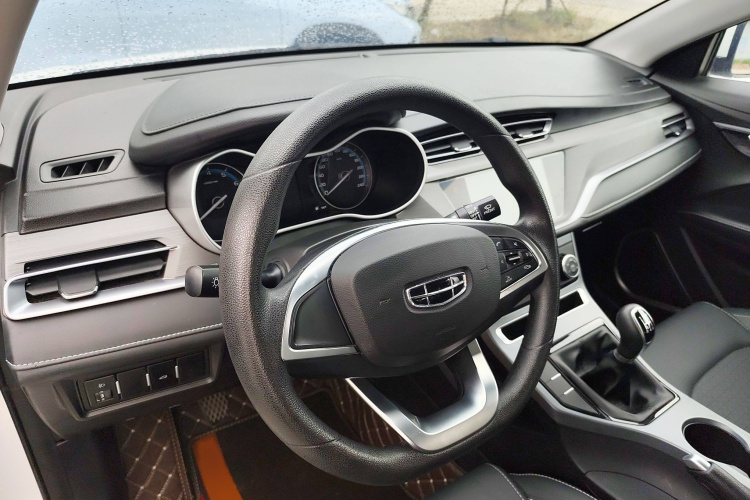 吉利汽车 帝豪 2021款 UP 1.5L 手动舒适型局部细节16