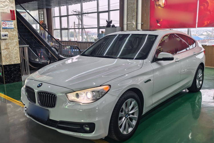 宝马5系GT 2014款 528i 领先型车身外观6002