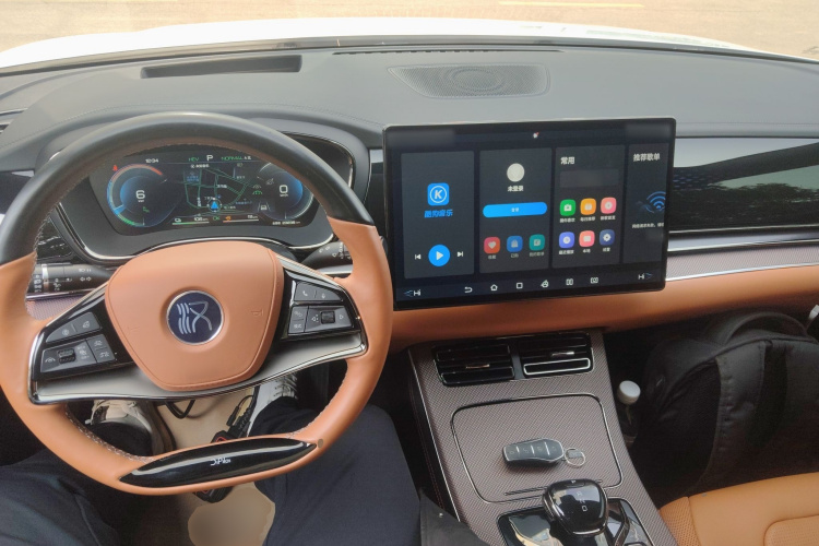 比亚迪 汉 2022款 DM-p 202KM 四驱旗舰型中控内饰7002