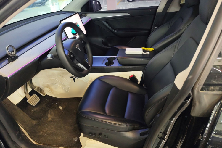 特斯拉 Model Y 2023款 长续航全轮驱动版局部细节19