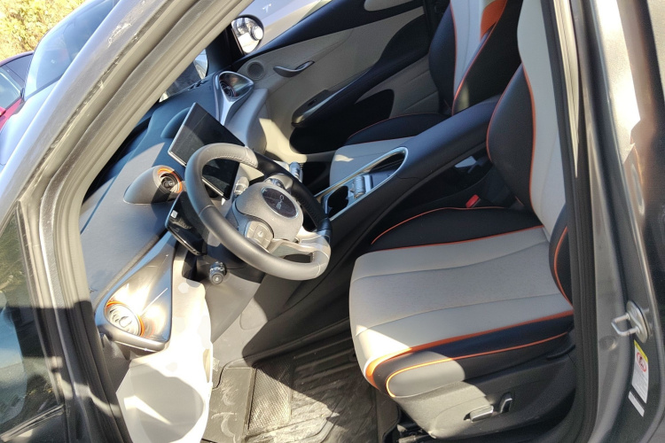 比亚迪 海豚 2021款 405km 时尚版中控内饰19