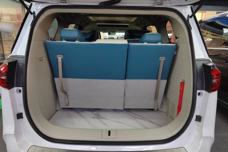 别克GL8 2023款 ES陆尊 舒适型局部细节23