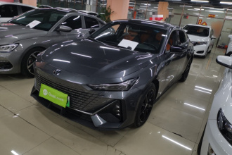 长安UNI-V 智电iDD 2023款  智电iDD 1.5T 113km智趣型